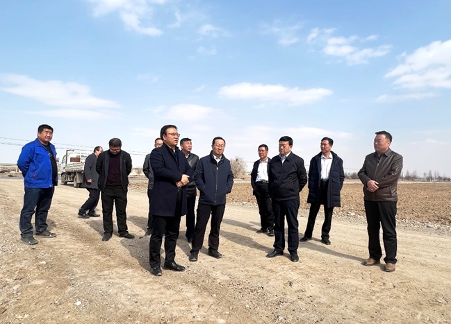 振興種業(yè)在行動,敦煌種業(yè)牽手奧凱種機(jī)、大禹節(jié)水現(xiàn)場對接推進(jìn)千畝智慧種業(yè)示范園區(qū)建設(shè)項(xiàng)目